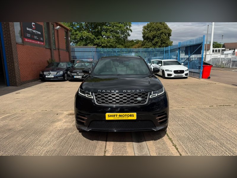 Land Rover Range Rover Velar 2.0 D240 R-Dynamic SE SUV 5dr Diesel Auto 4WD Euro 6 s/s 240 ps for sale in LEICESTER