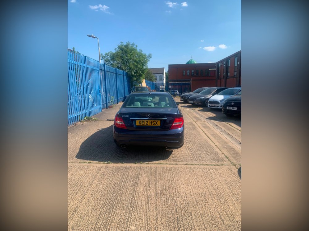 Mercedes-Benz C Class 1.8 C180 BlueEfficiency Sport Saloon 4dr Petrol G-Tronic Euro 5 s/s 156 ps for sale in LEICESTER